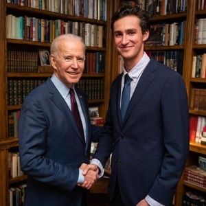 Meet your Posher, Julius